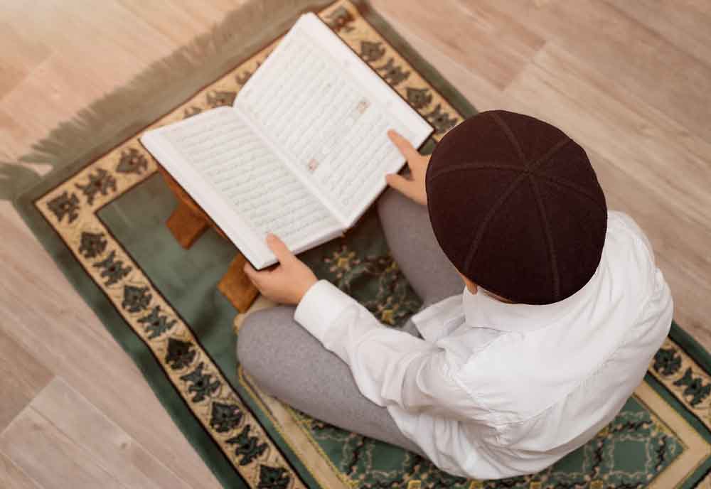 A Journey of Spiritual Enlightenment: Learning the Holy Quran